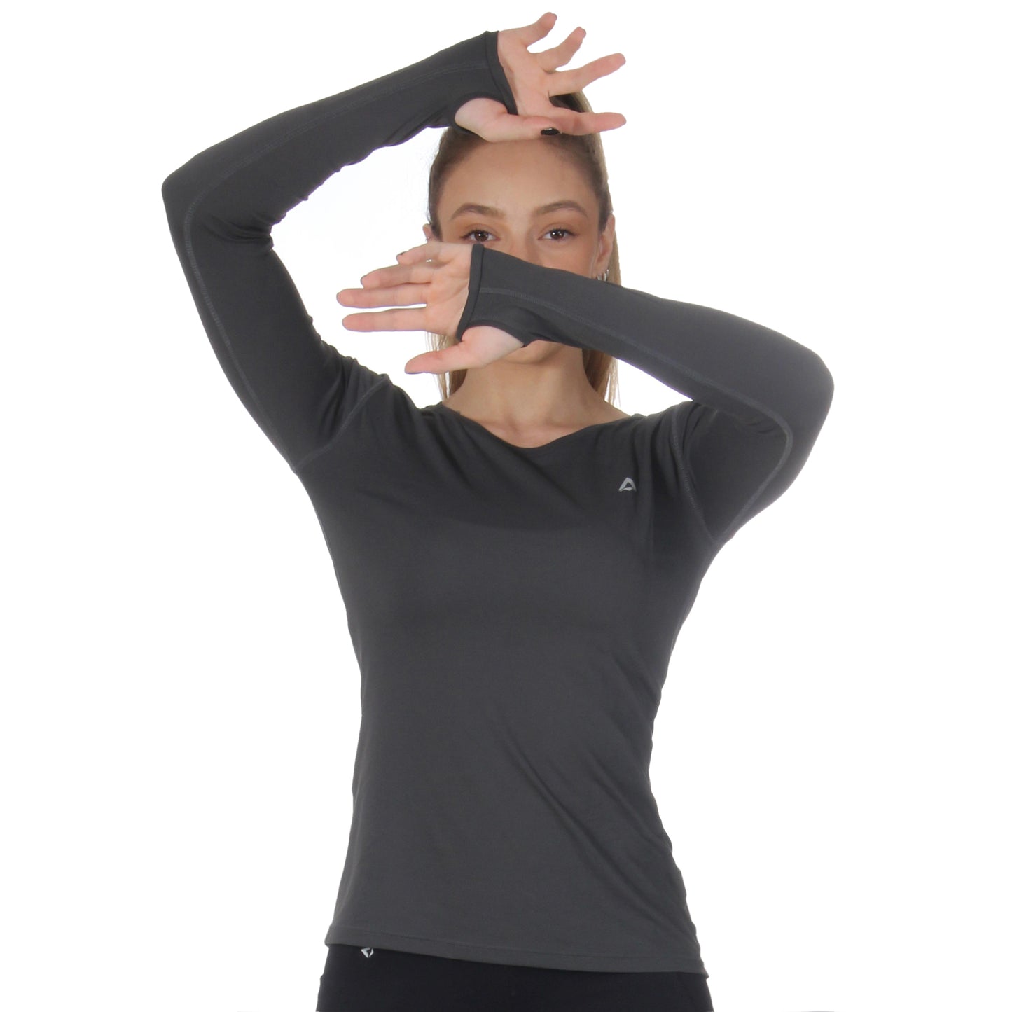 Camiseta Feminina Manga Longa Final Tech Cinza Alasca